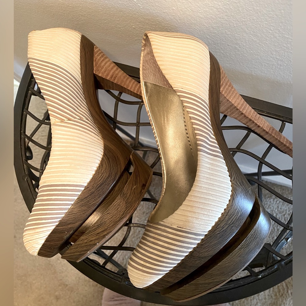 Jessica Simpson Gorgeous Heels